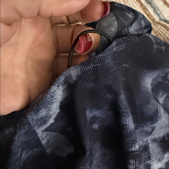 Lululemon MIST OVER WINDBREAKER *Sky Dye Multi Windbreaker - Picture 10 of 11